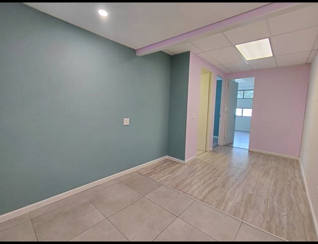 45M² MEDICAL SUITE TO LET IN FOURWAYS